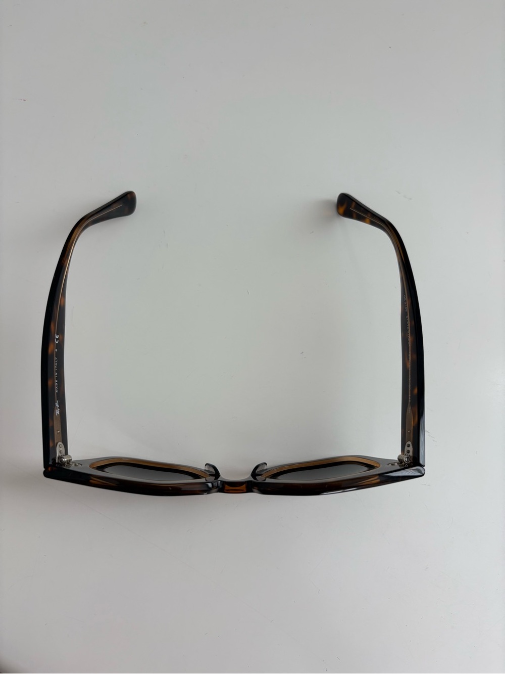 Ray-Ban RB2186 STATE STREET Sunglasses - Picture 4 of 9